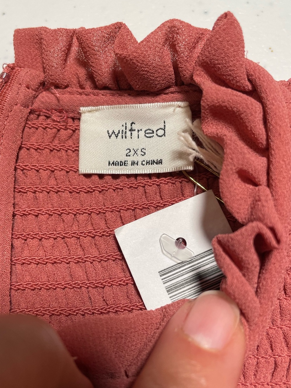 NWT Aritzia Wilfred Tempest blouse in a terracotta pink shade. Size XXS. - Picture 4 of 11